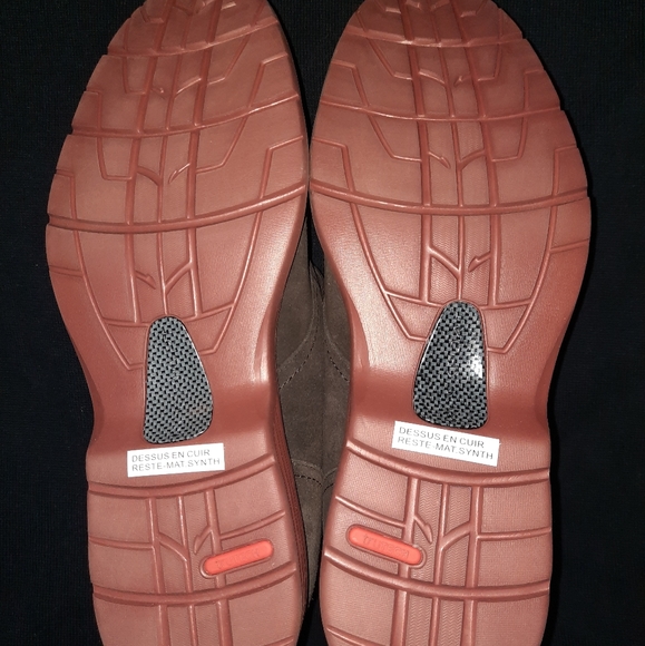 New Rockport Chukkas - Picture 4 of 4